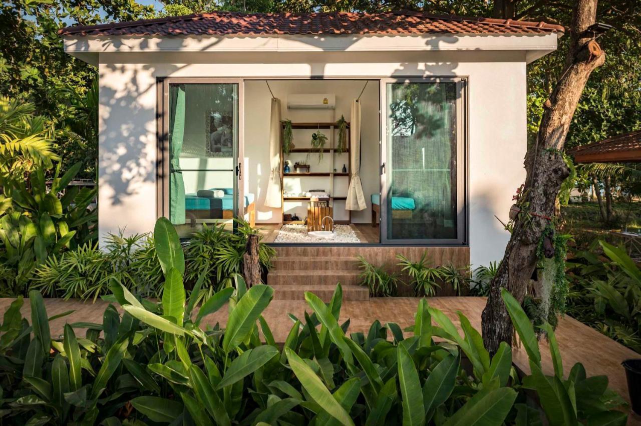 By The Sea Koh Mak Boutique Guesthouse Exterior foto