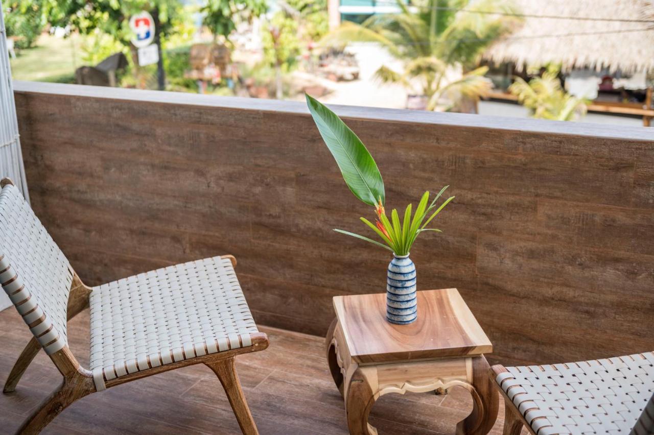 By The Sea Koh Mak Boutique Guesthouse Exterior foto
